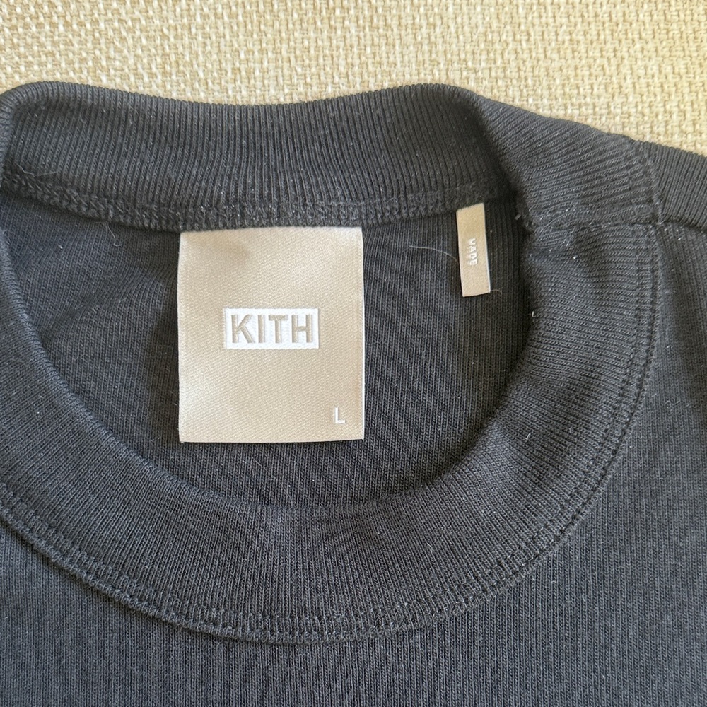 Kith Womens Cropped Mulberry Tee in black size L fits like M - Picture 2 of 5
